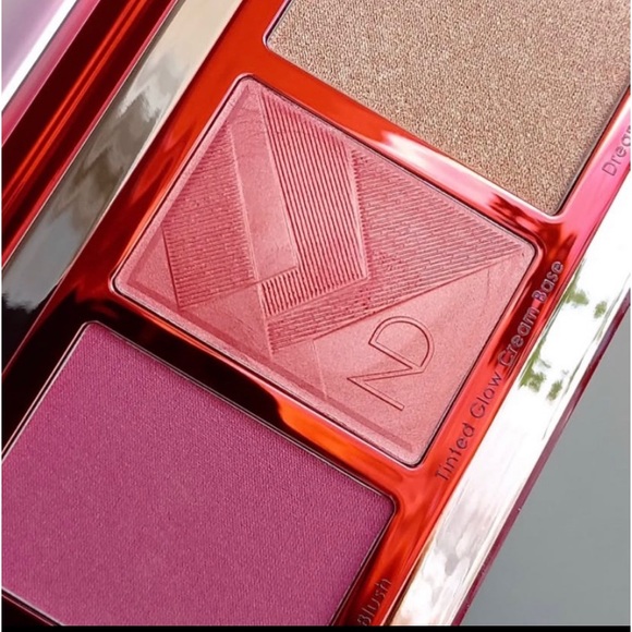 Natasha Denona Berry Pop Cheek Blush & Highlighter Palette BNIB - Picture 9 of 14